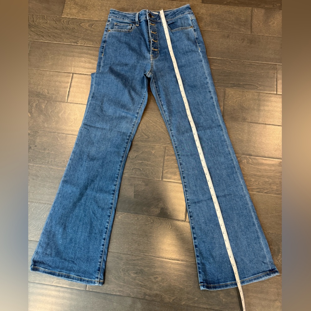 Stylish High Rise Button-Fly Jeans B011 - Picture 5 of 5